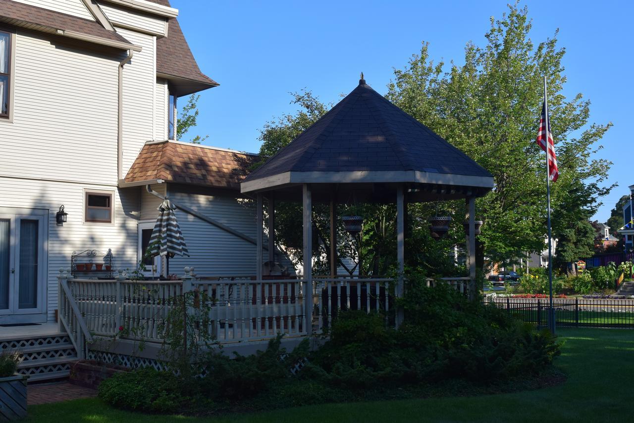 The Lamplighter Bed & Breakfast Of Ludington Dış mekan fotoğraf